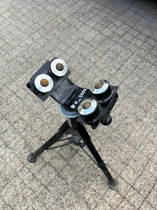 Stojak rolkowy pod rury, podpórka GTOOLS GT1472C