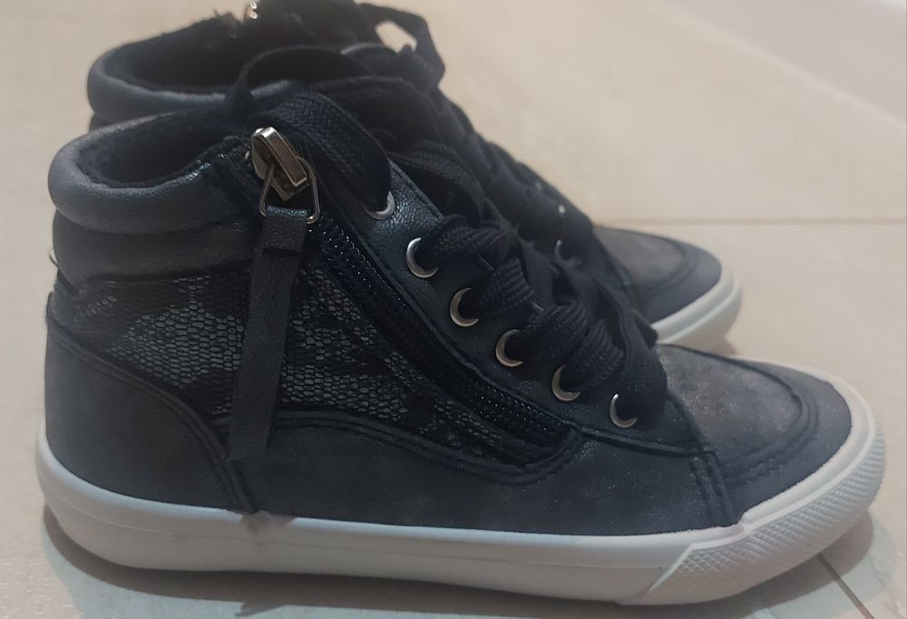 Tenisówki nowe 30