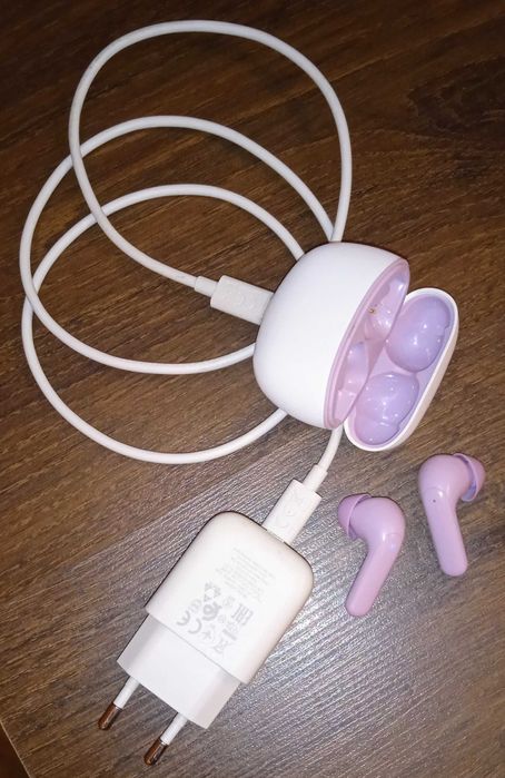 беспроводные наушники. tws