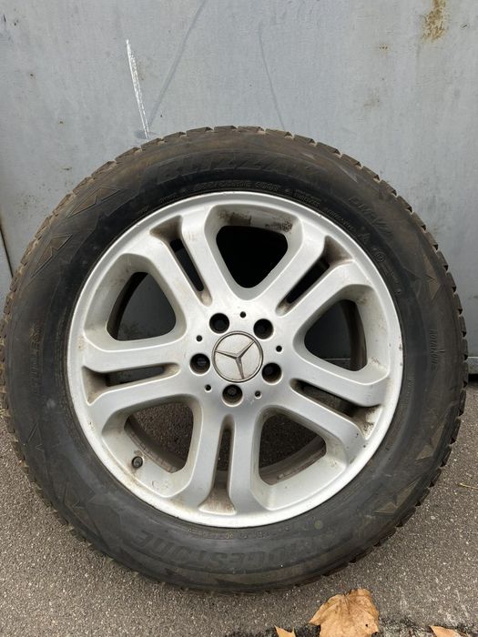 Гума зима диски Mercedes Benz 255/55 R18  диски оригінал  Briidgestone