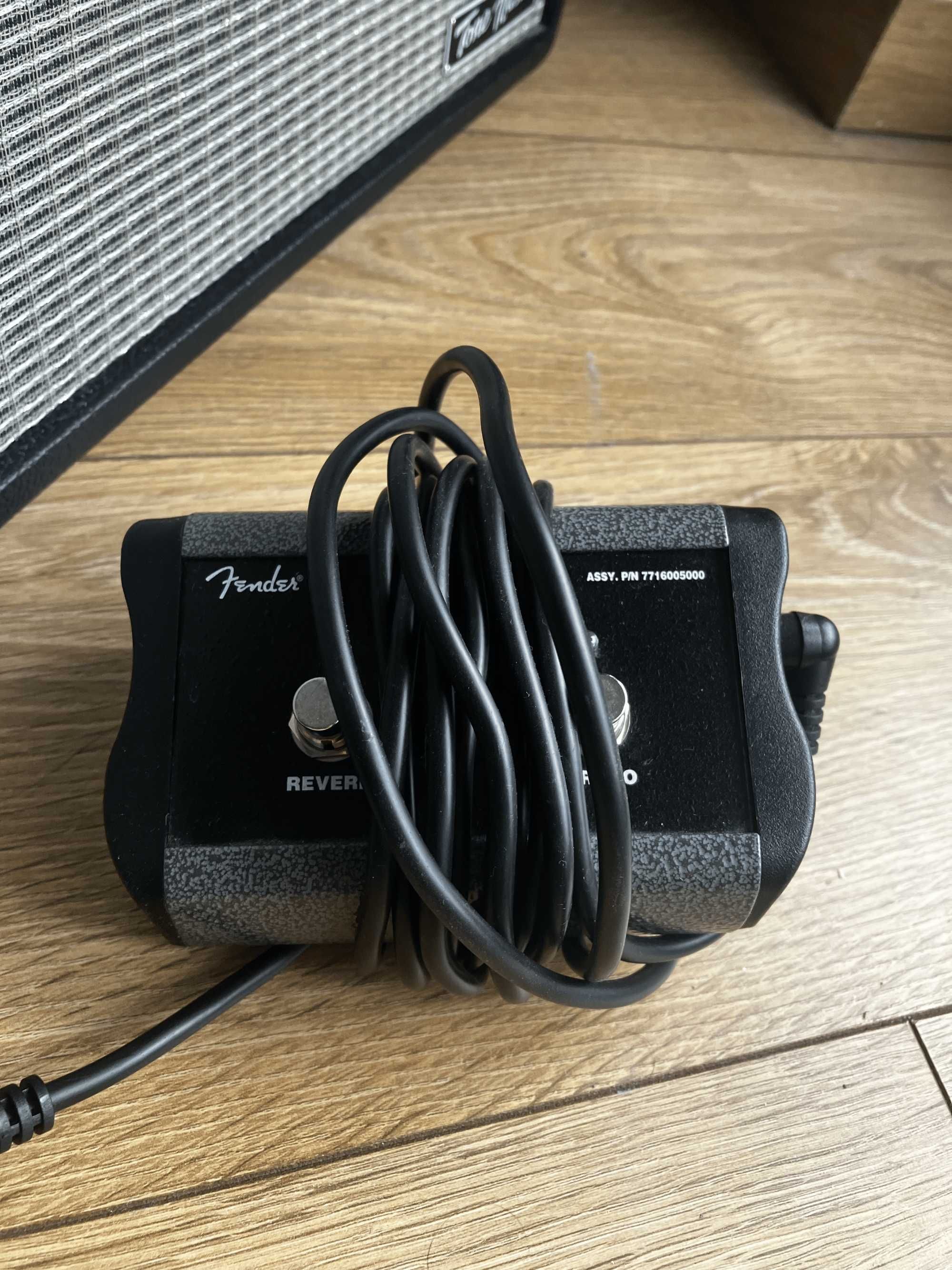 Wzmaciancz Fender Tone Master Deluxe Reverb stan idealny