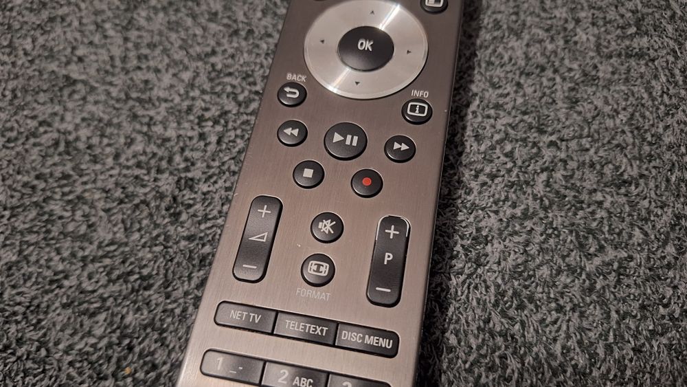 Pilot PHILIPS RC4495/01 TV LCD Led Smart 100% sprawny! Oryginał !