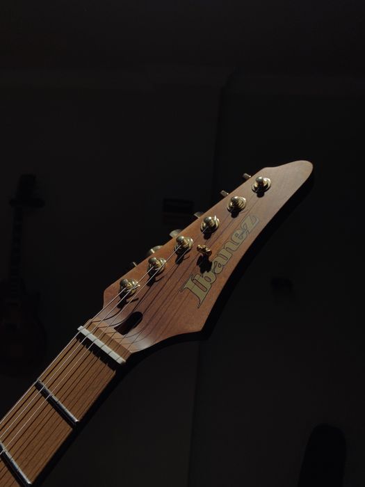 Ibanez AZ242PBG - Interesse em trocas ou compra.
