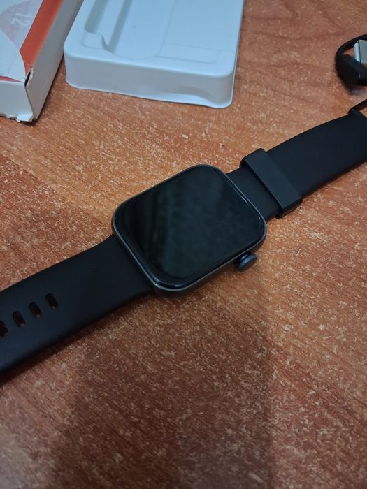 Smart Watch p6 бу в хорошому стані