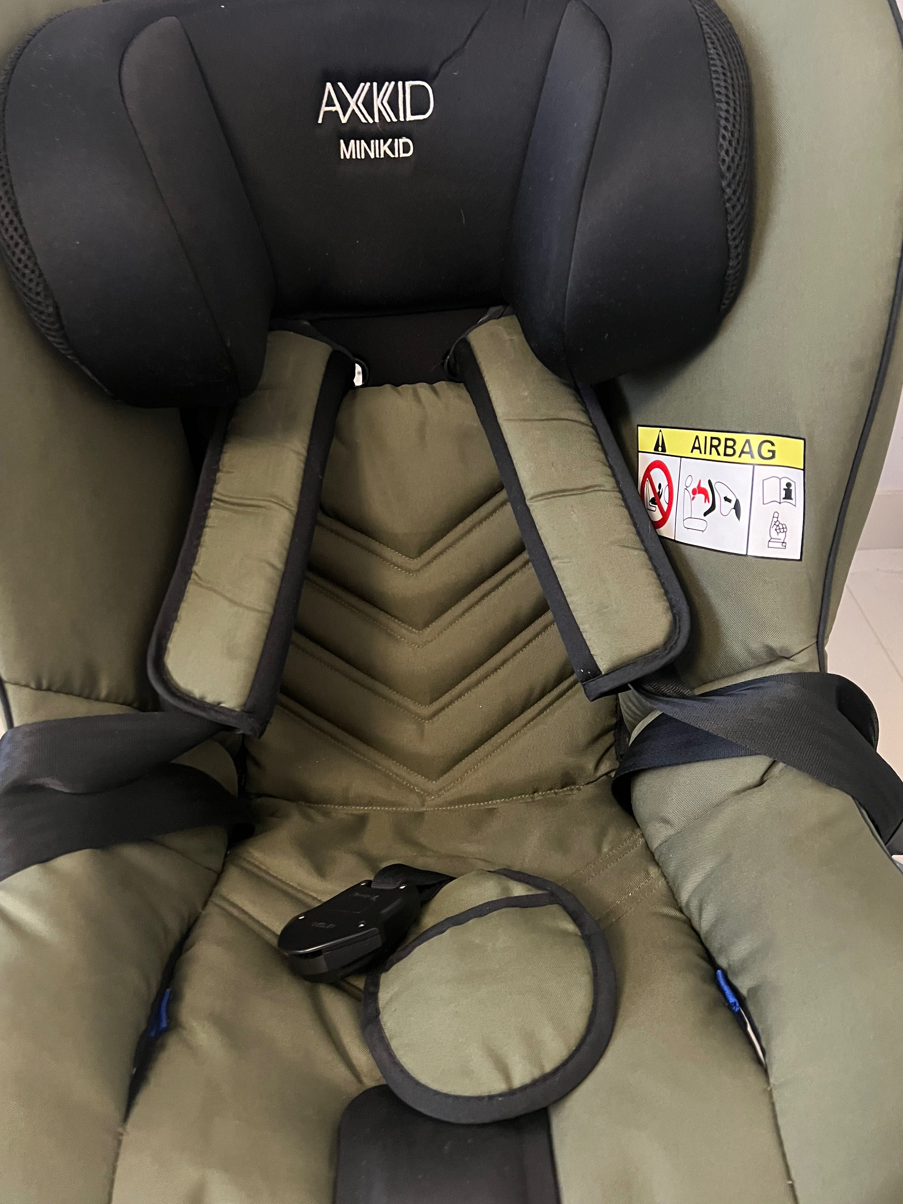Fotelik samochodowy RWF Axkid Minikid 2.0
