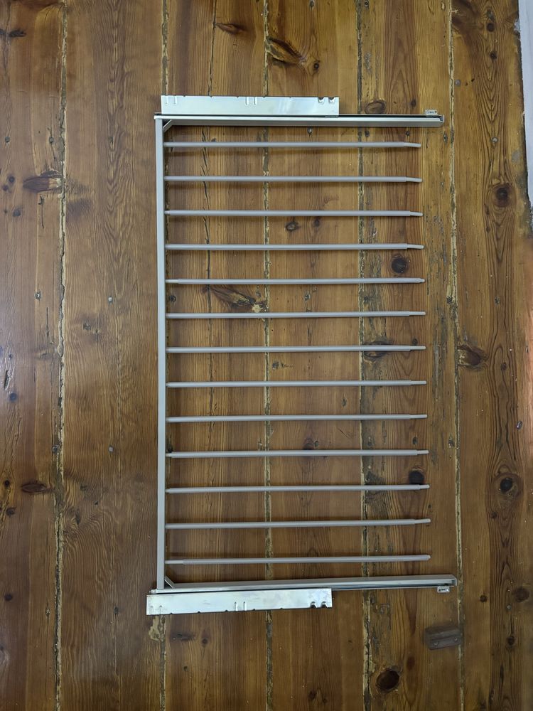 Peça para calças armário ikea