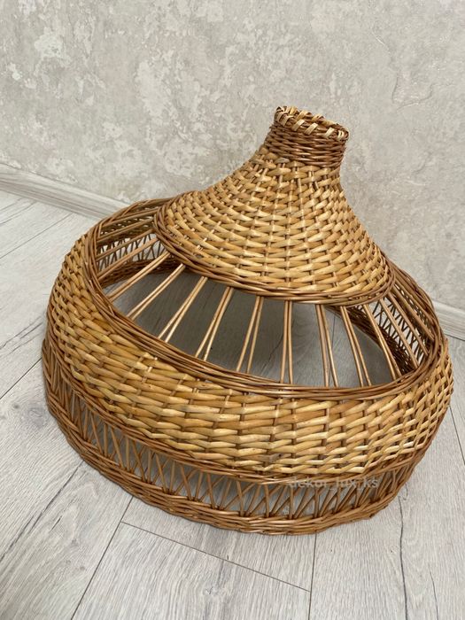 Абажур з лози ручна робота торшер плафон люстра світильник внаявності