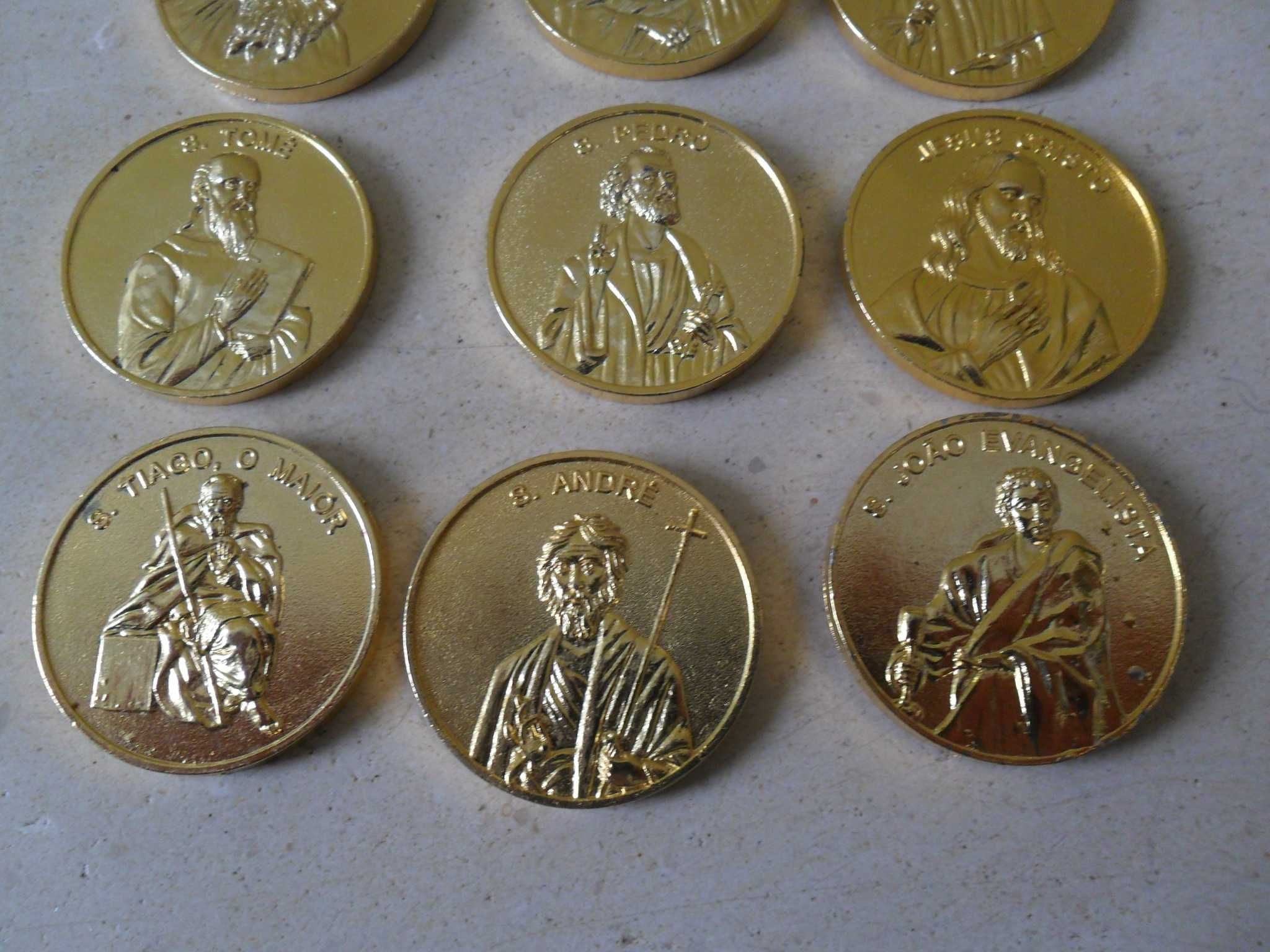12 Medalhas com Apostolos e Papas