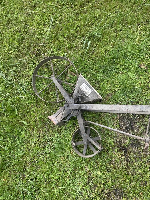 Siewnik bardzo dobry stan