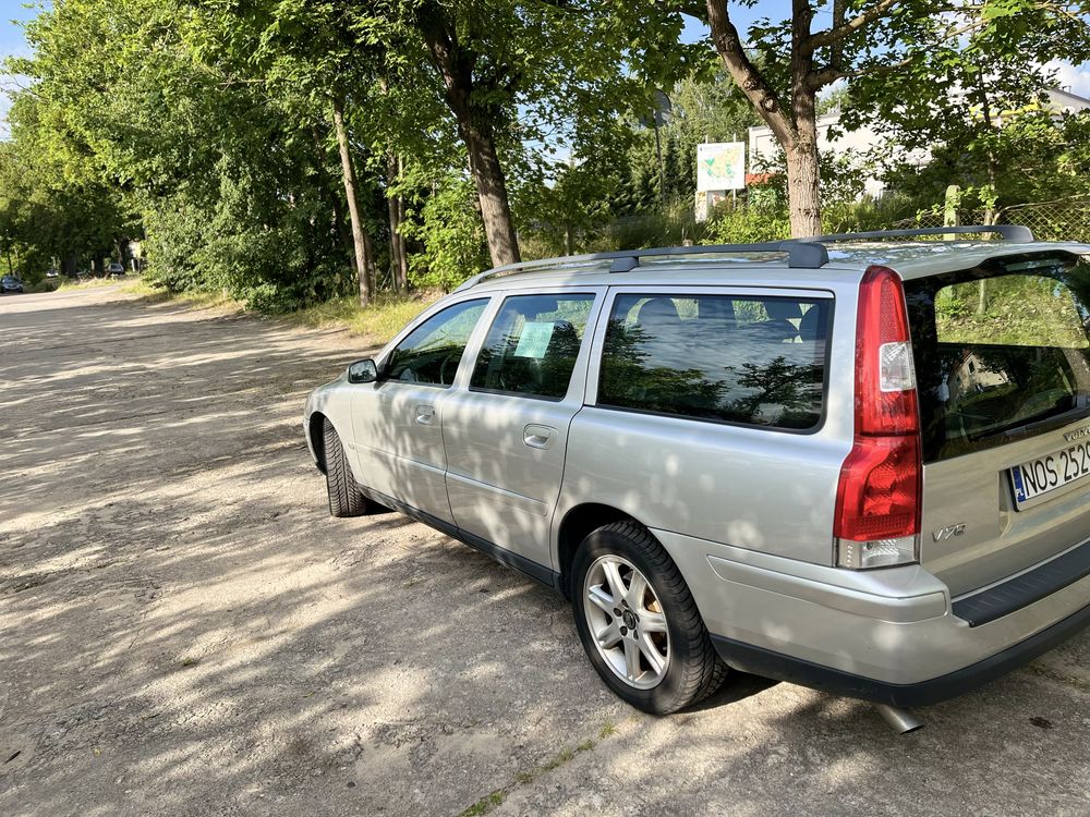Sprzedam Volvo V70 II, 2004 r.
