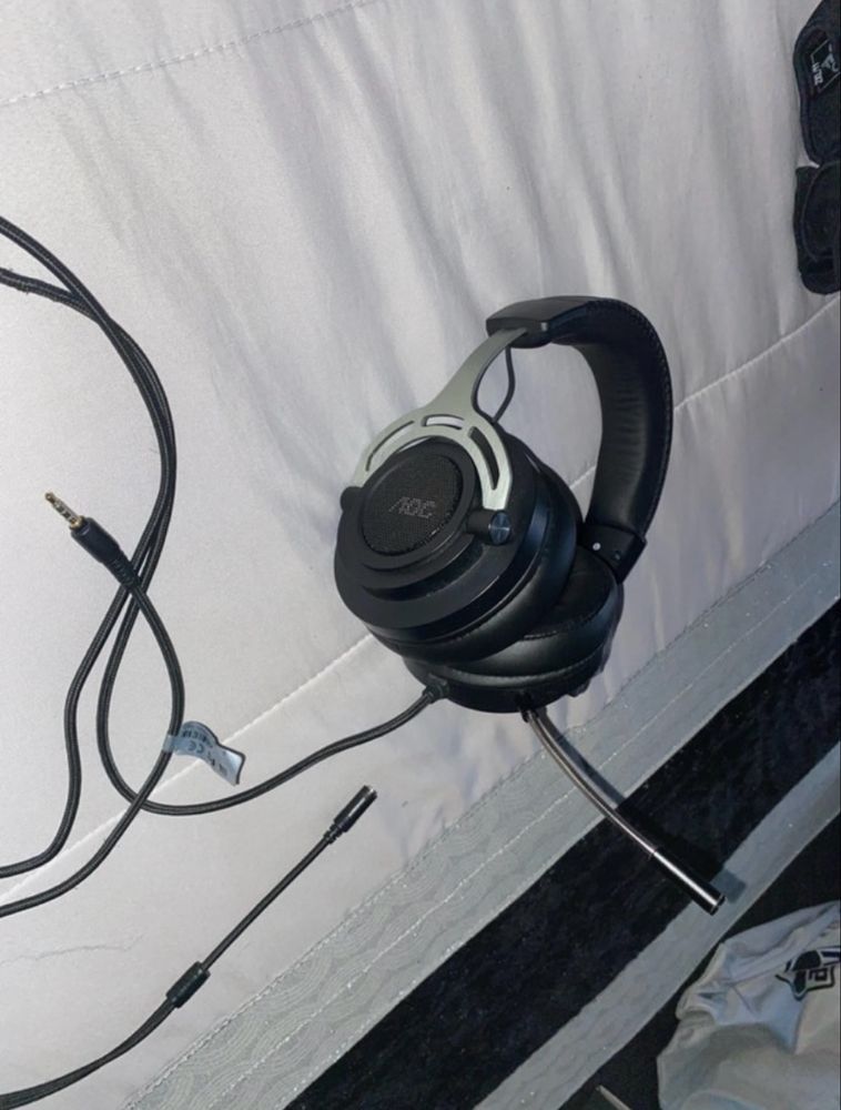 Headset gaming AOC GH200