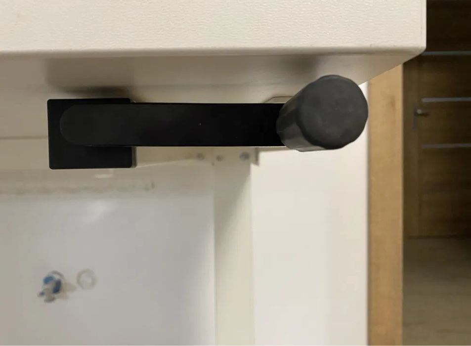 Regulowane biurko 140x80