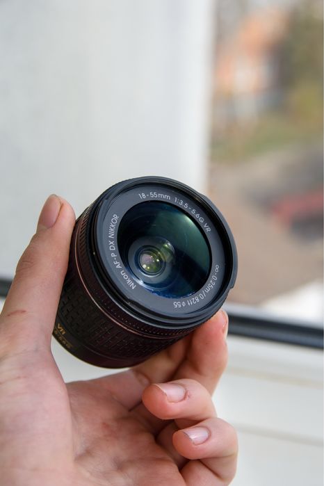 Обєктив Nikon 18-55mm f/3.5-5.6