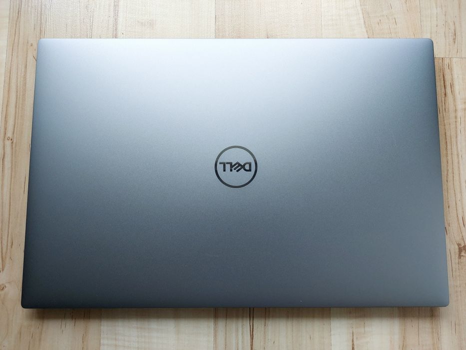 Dell Precision 5550  i9-10885H/32GB/1TB SSD/IPS FHD+/ T2000 Max-Q/