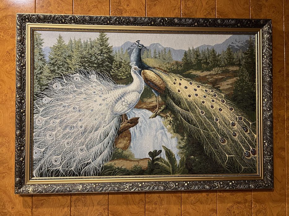 Картина вышитая