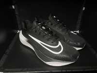Кросівки для бігу  Nike Zoom Fly 5 A.I.R. 43 розмір 27.5 см