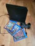 Konsola Sony play station 4 1TB 1 pad 4 gry