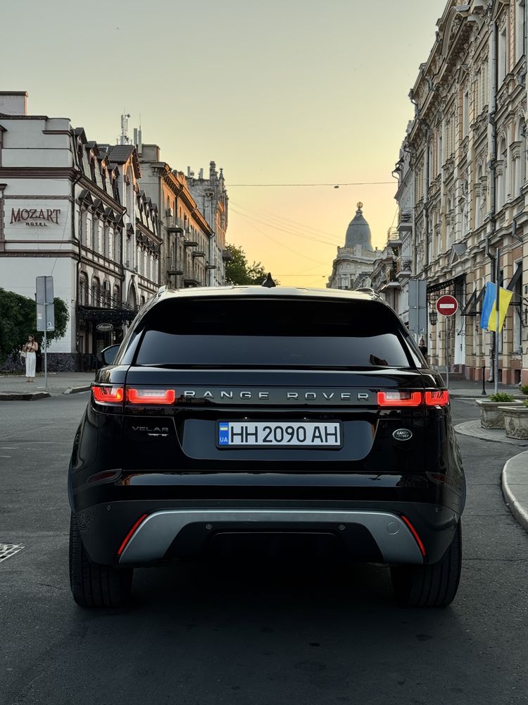 Range Rover Velar 2018 2.0 дизель 180к.с