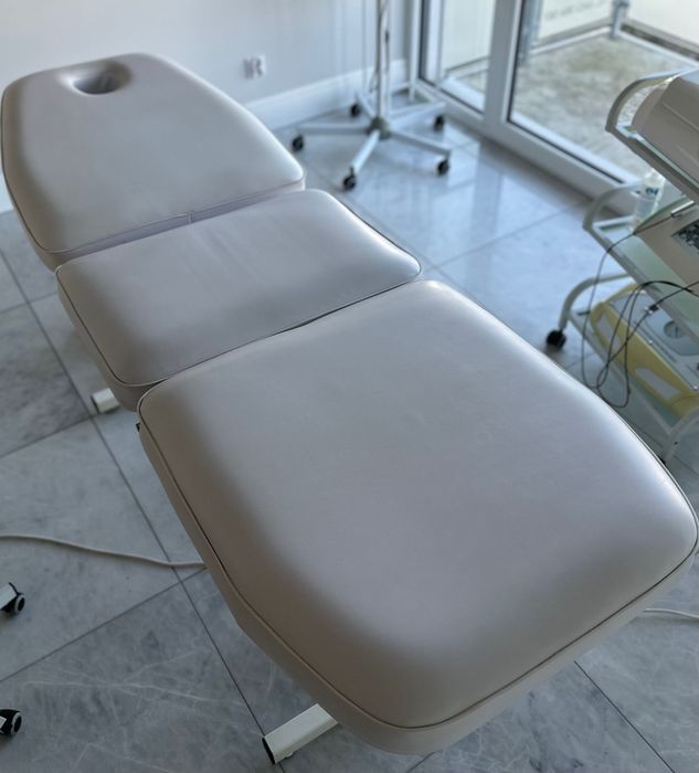 Sprzedam łóżko kosmetyczne