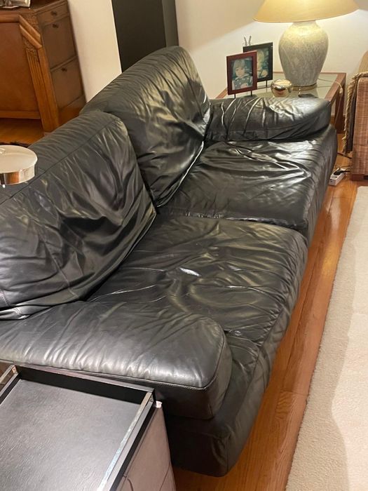 Sofa de pele preto