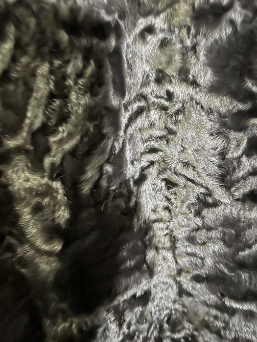 Шуба чорна, натуральний каракуль, М, Хутросвіт, Тисмениця