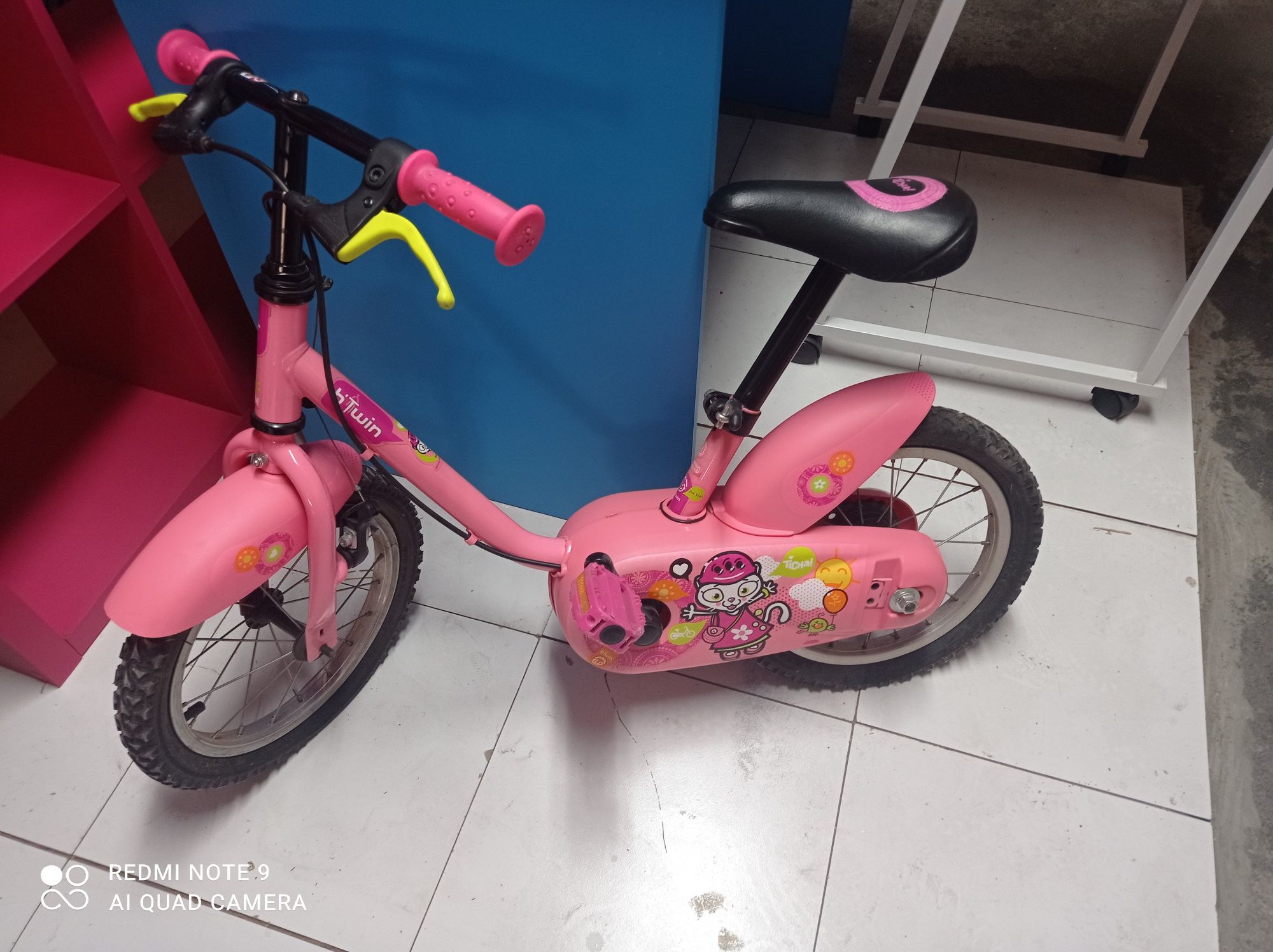 Bicicleta menina cor de rosa