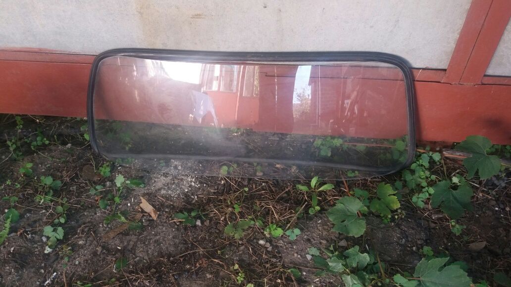 Стекло на Запорожец