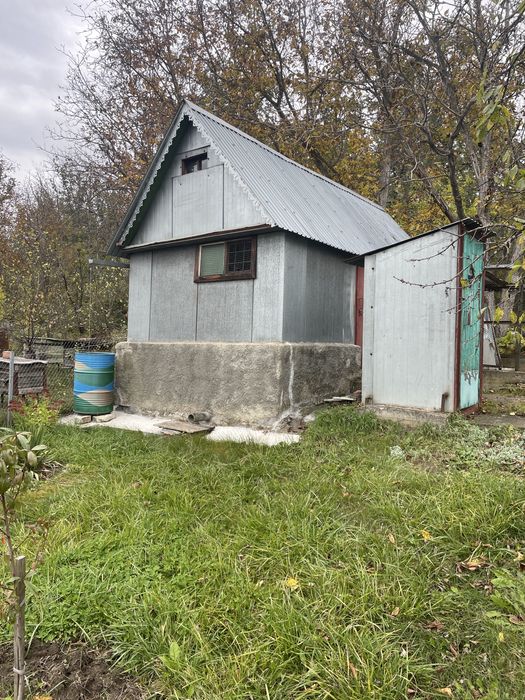 Продам дачу на березі Дністра (за с.Устя)