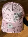 Czapka z daszkiem Armani unisex z siateczka na Lato różowa