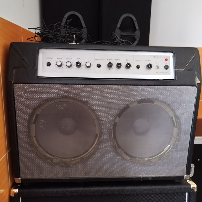 Wzmacniacz gitarowy duży