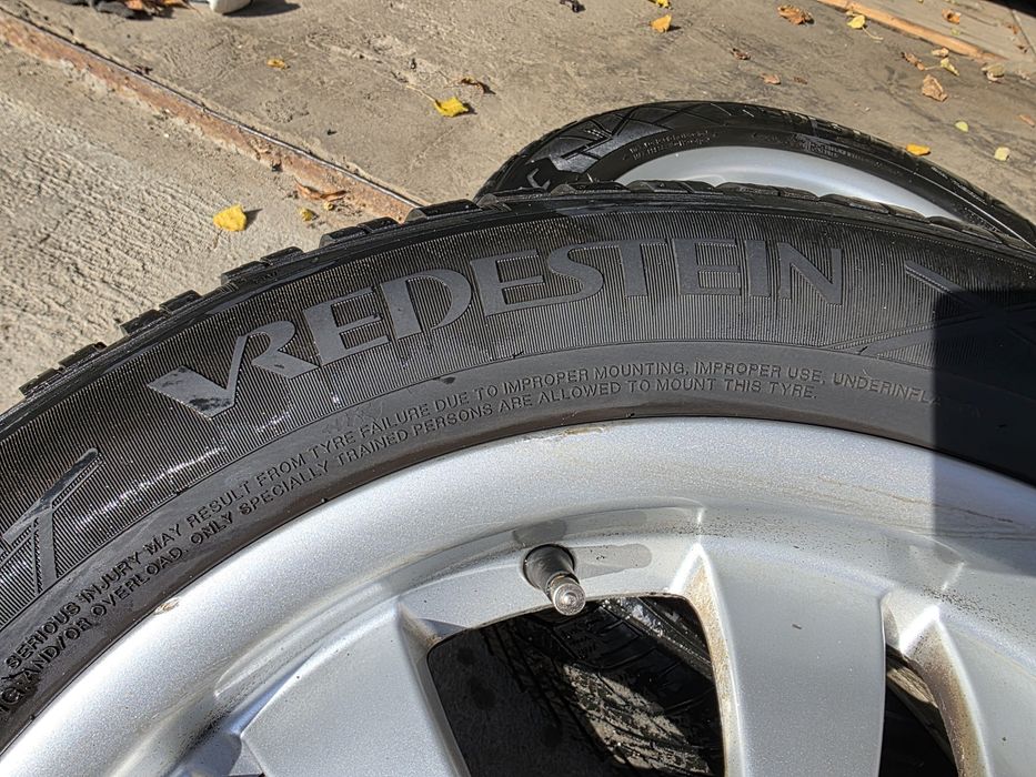 Felgi aluminiowe 16 BMW Styling 154  Opony zimowe Vredestein 205/55r16