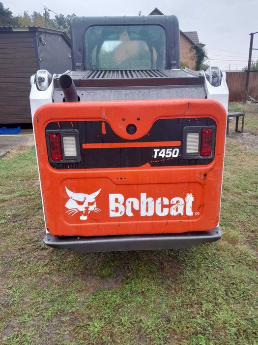 Продам навантажувач BOBCAT T450