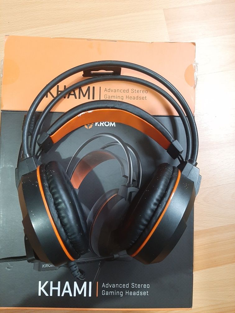 Headphone Krom Khami