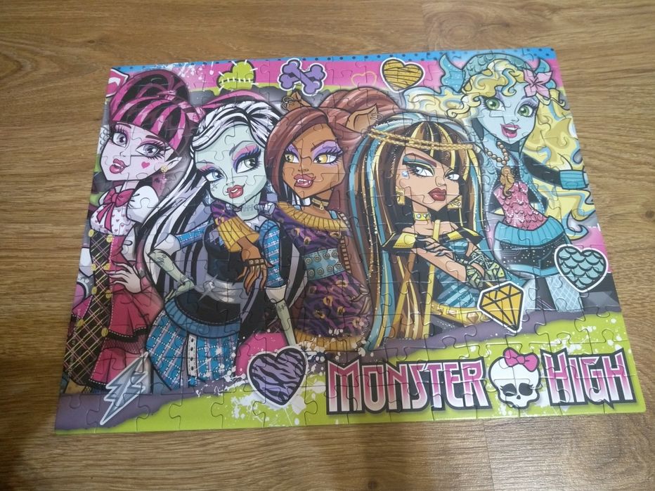 Sprzedam puzzle Monster High, 4 w 1