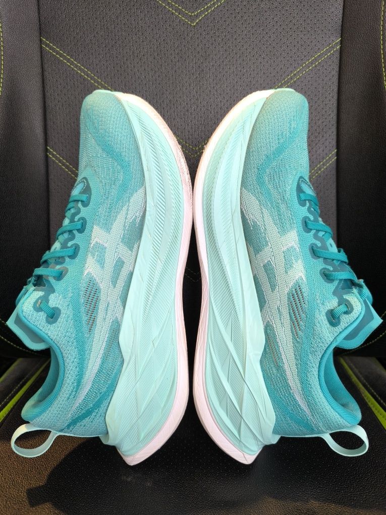 Asics Superblast 2