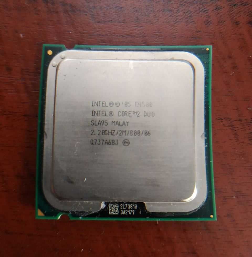 Процесор Intel Core 2 Duo E4500