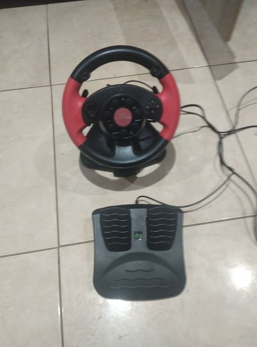 Ps3 slim+volante mais jogos