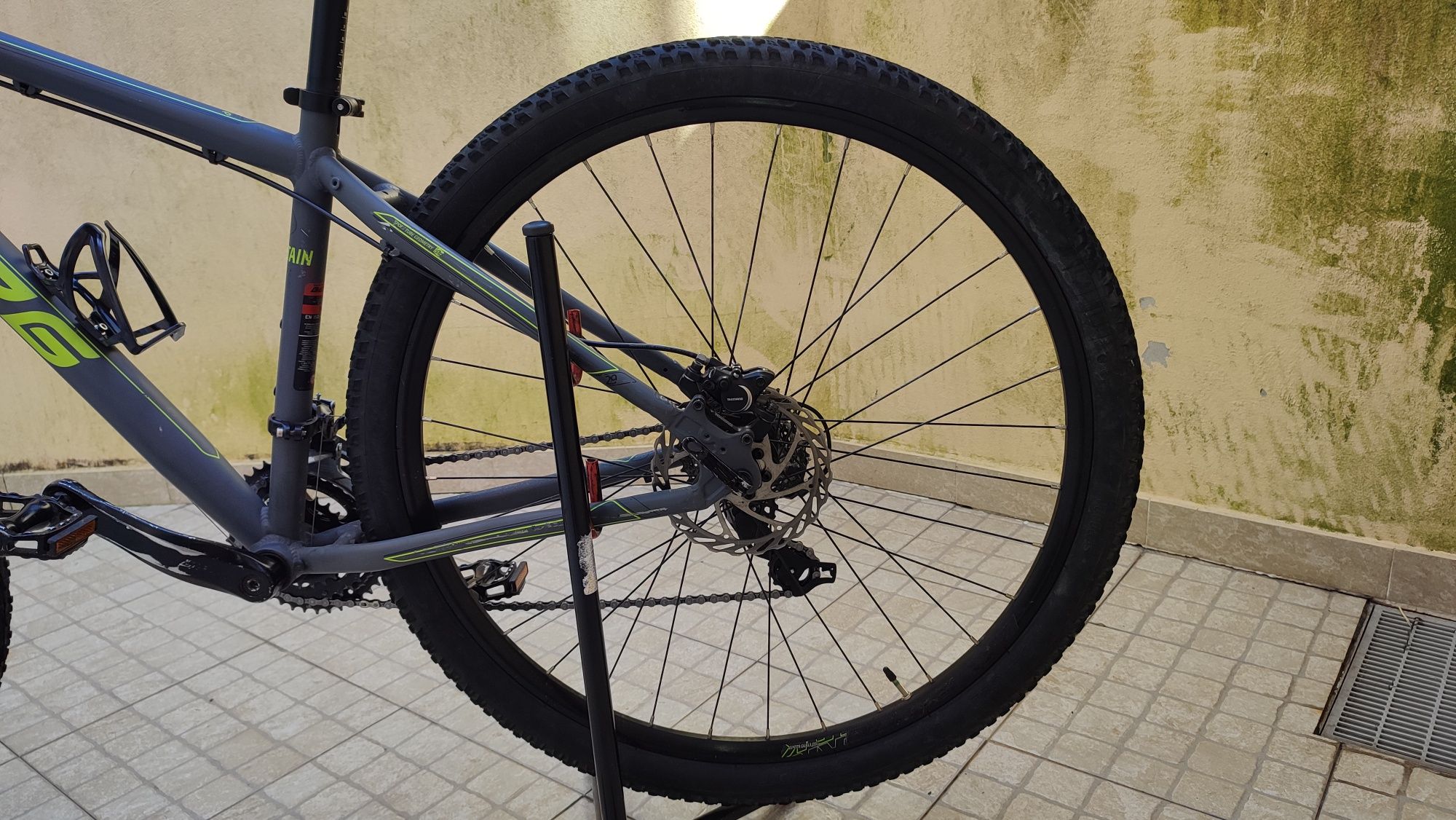 Bicicleta Berg trailrock 40