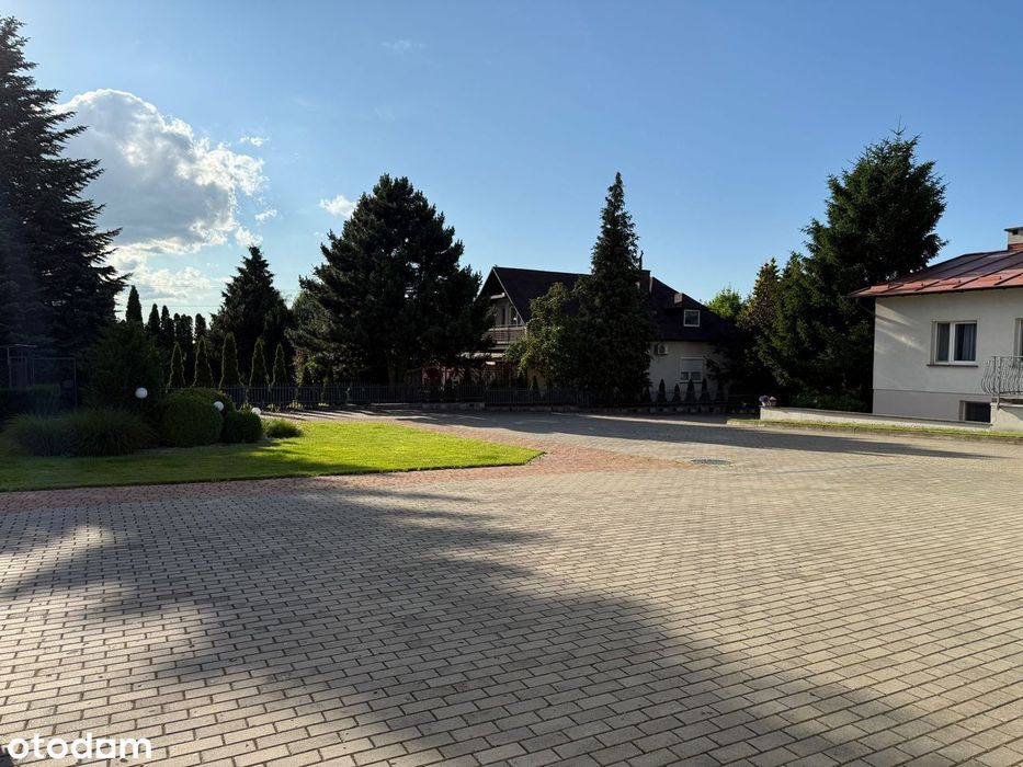 Kompleks- 3xdom,hala,magazyn,serwis,salon -CENTRUM