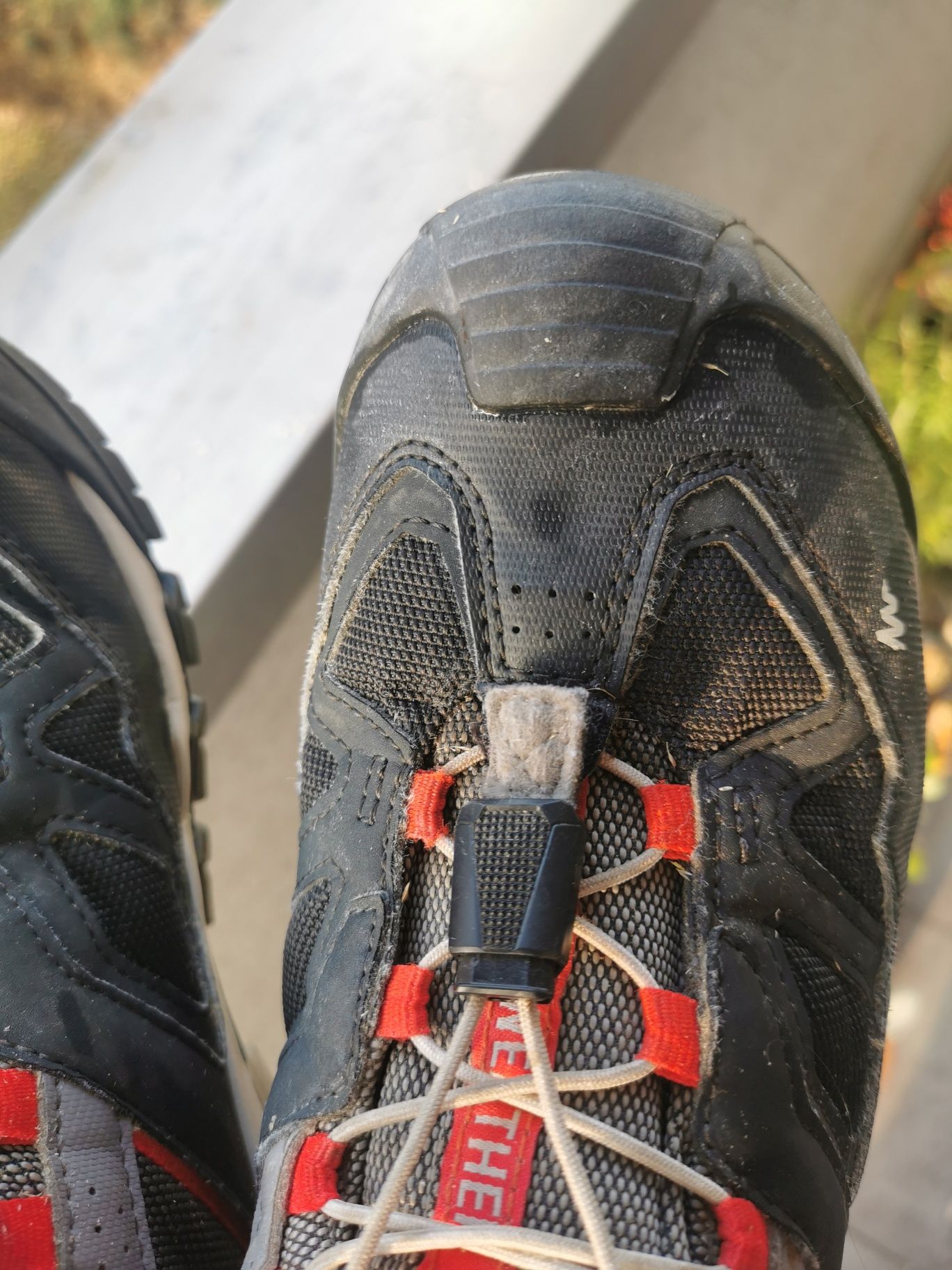 Buty Decathlon turystyczne górskie 37 Quechua Crossrock Mid wodoodporn