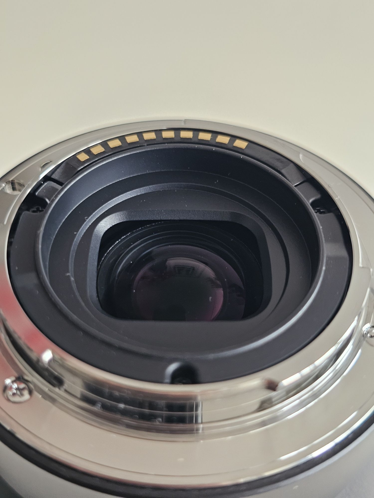 Obiektyw Sony E PZ 18 - 105 mm F4 G OSS SELP18105G