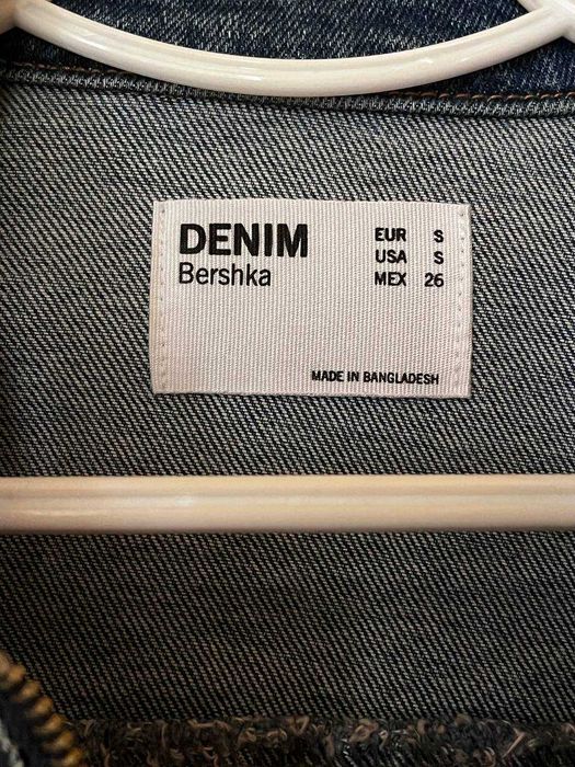 Продам Джинсовое платье Bershka (S)