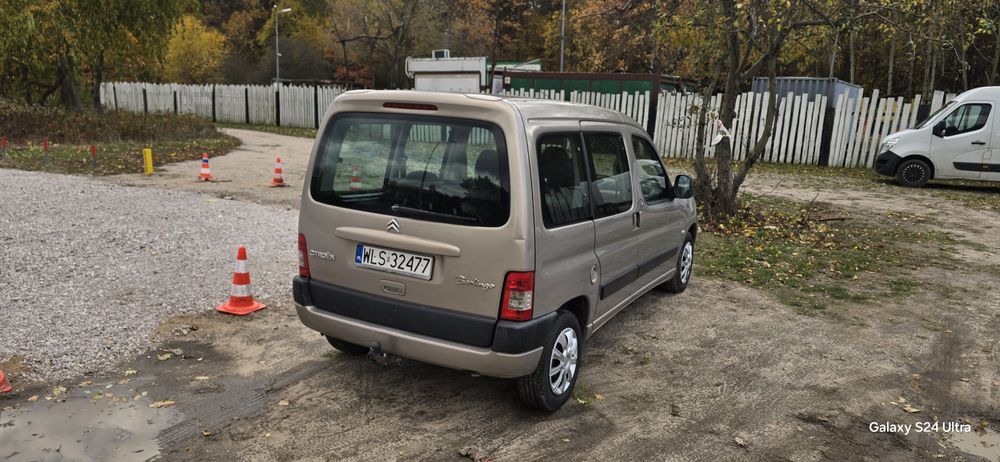 2008r 240tys 1.6HDI klima el.szyby hak