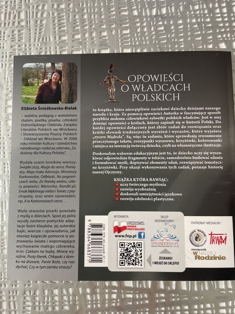 Książka dla dzieci „Opowieści o władcach polskich”