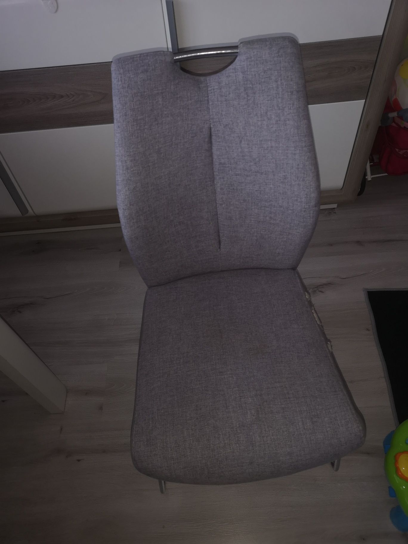 Sprzedam krzesła