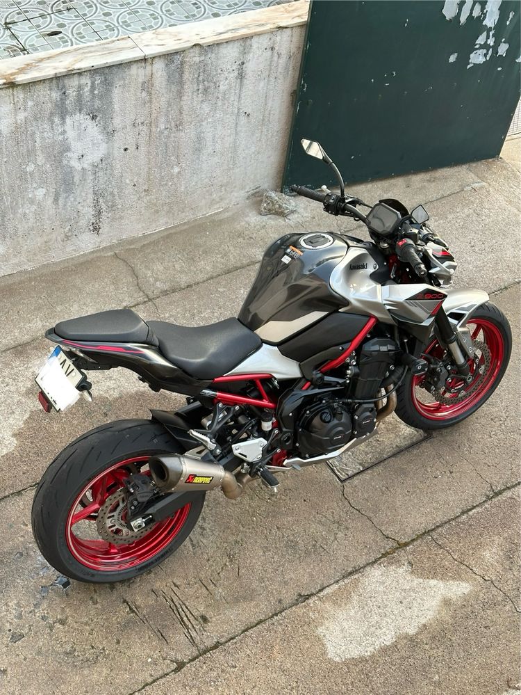 Kawazaki Z900 35kw