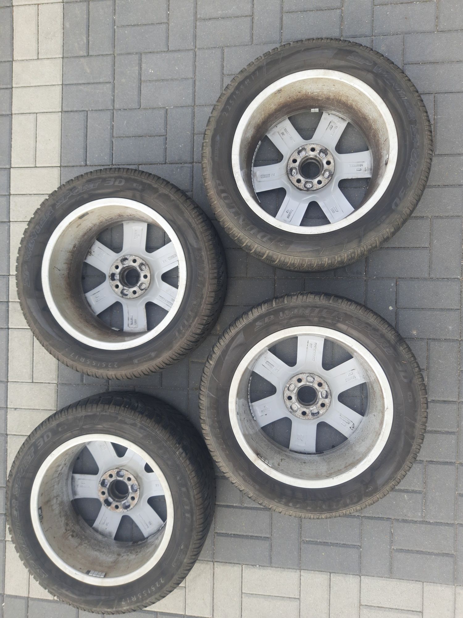 4 Alufelgi Opony Audi A6 Oryginał 225/55R17 Zima ET37 7,5Jx17H2