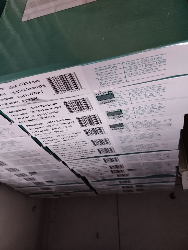 Pavimento vinílico de 6,5mm espessurara com base isolante