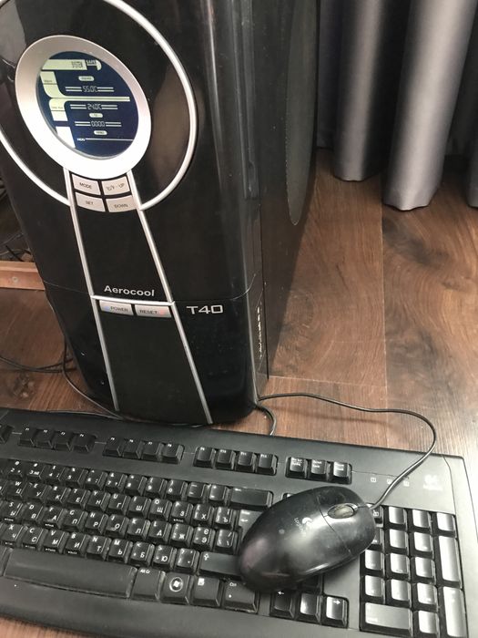 Системный блок, клавиатура, мышь