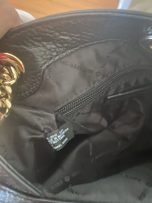 Bolsa Preta em pele Michael Kors (original)